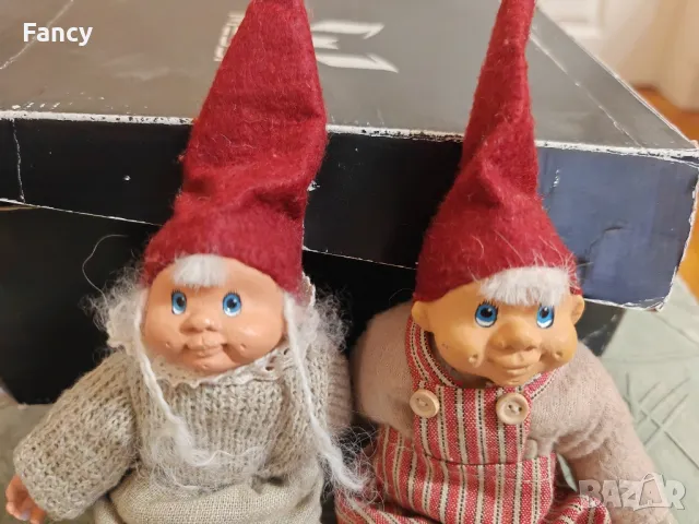 Страхотни малки коледни кукли Fredirik, снимка 4 - Колекции - 47895422