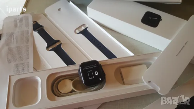 Apple Watch 5 GPS 44mm, снимка 5 - Смарт гривни - 48977728