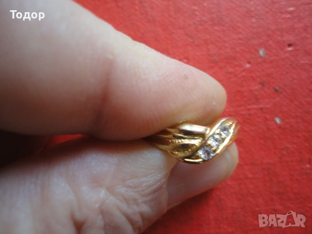 Позлатен пръстен с камъни 2, снимка 5 - Пръстени - 53052492