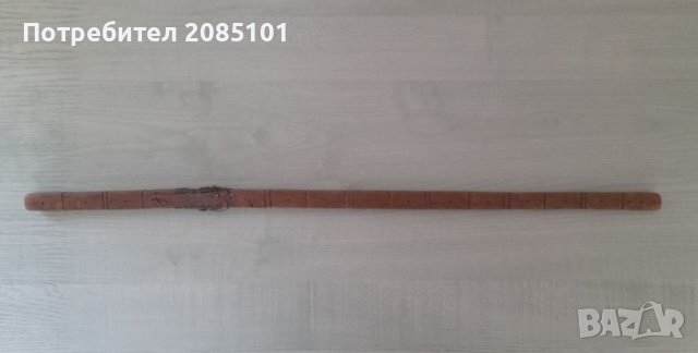 Ретро дървен измервателен уред за ямурлуци