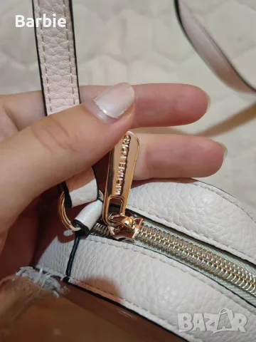 Michael kors чанта, снимка 2 - Чанти - 56325988