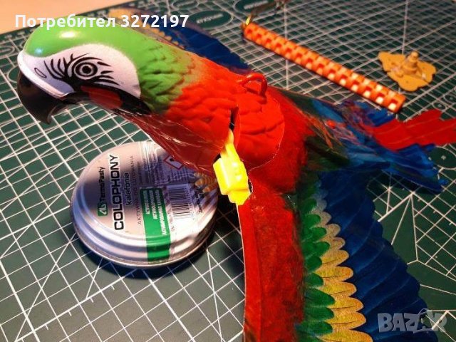  Летяща/висяща играчка Електрически папагал , снимка 1 - За котки - 40952122