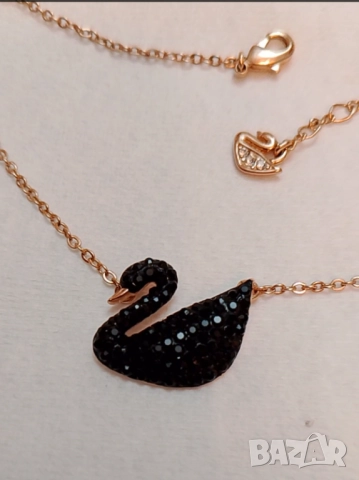 Комплект Сваровски със сертификат за оригиналност НОВИ в кутия Swarovski, снимка 3 - Бижутерийни комплекти - 36368792