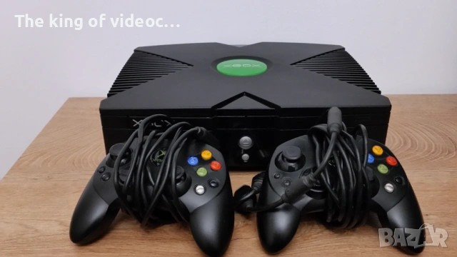 Конзола XBOX с два джойстика ( КАТО НОВА )