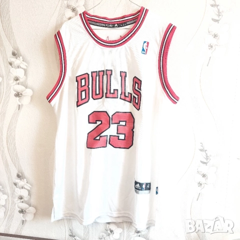 оригинален потник Adidas Jordan Chicago Bulls размер ХЛ , снимка 2 - Спортни дрехи, екипи - 52145103