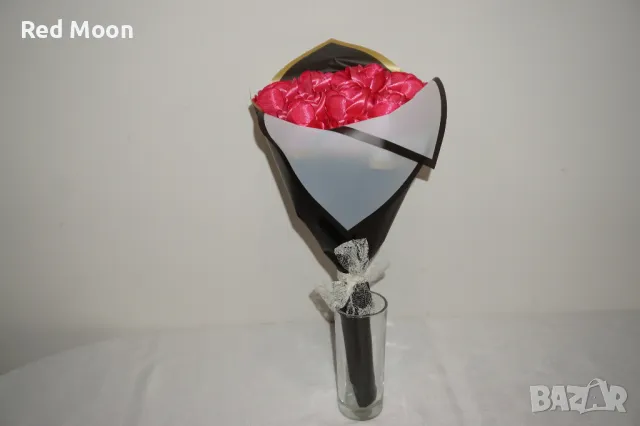 Чисто Нов Ръчно Изработен Букет От 9 Вечни Розови Рози, снимка 7 - Декорация за дома - 50426485