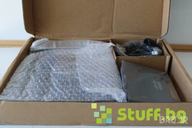 IP Телефон Cisco SPA502G, снимка 2 - Други - 50904242