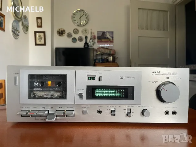 Продавам касетъчен дек AKAI CS-MO2
