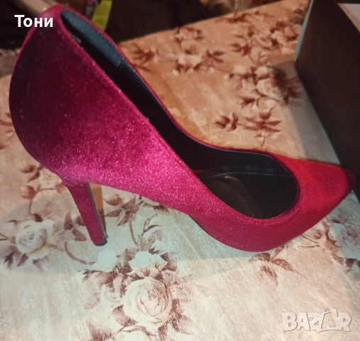 Дамски Обувки на Висок Ток 39