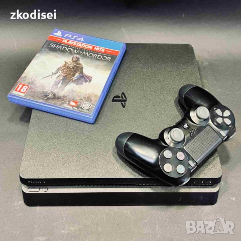 Конзола SONY - PS4 с 1бр. джойстик и 1бр. игра