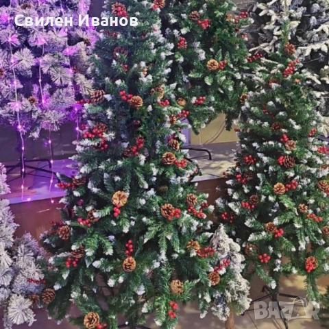 Изкуствена елха Luxury Diamond с червен глог и шишарки, снимка 6 - Декорация за дома - 52342012