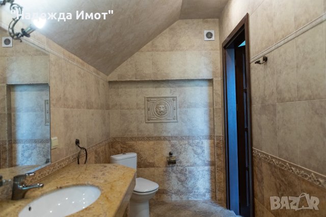 КЪЩА В ИДЕАЛЕН ЦЕНТЪР ГР.ВАРНА, снимка 13 - Къщи - 42599024