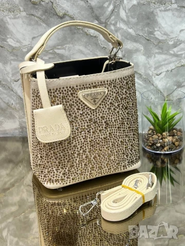 чанти prada ⬆️ 18 CM ➡️ 17 CM , снимка 6 - Чанти - 51258942