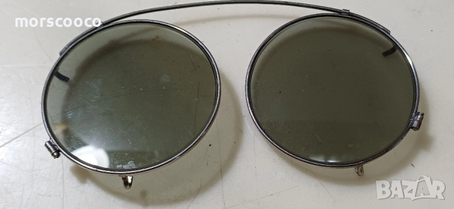 Стари очила песне , снимка 4 - Слънчеви и диоптрични очила - 52902138