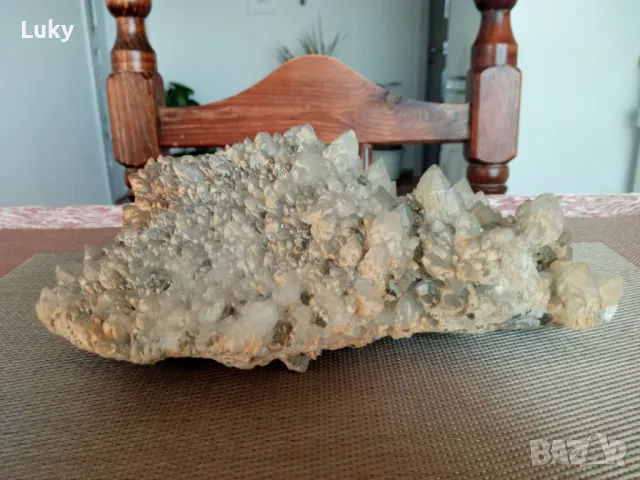 Голям и красив планински кристал., снимка 1