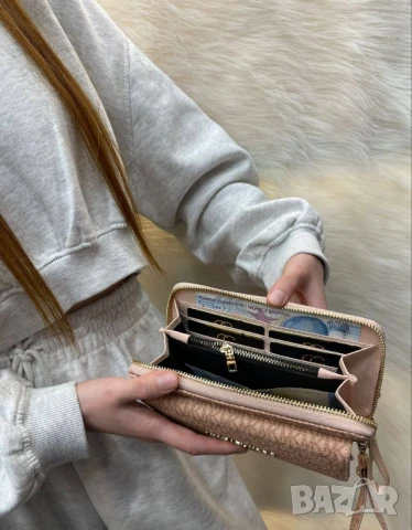 портмонета Michael kors , снимка 6 - Портфейли, портмонета - 51321023