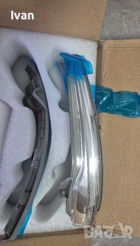 Мигачи в огледало Mercedes