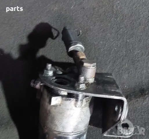 Корпус Маслен Филтър N:999, снимка 5 - Части - 47445463