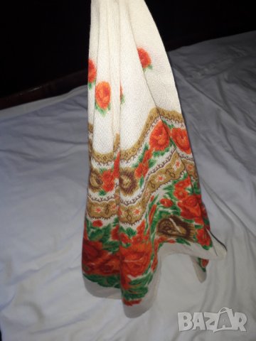 Дамски шал кашмир, снимка 4 - Шалове - 40696028