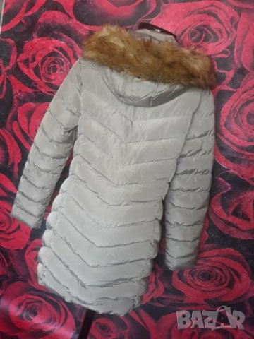 Бежово-сиво дебело зимно яке с естествен пух качулка и топчета ХЛ, снимка 6 - Якета - 35843506