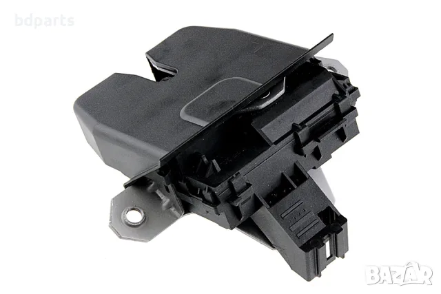 Брава за багажник, Ford Focus 2/3, C-Max, Kuga, Mondeo 4, 4 ПИН, снимка 2 - Части - 56142714