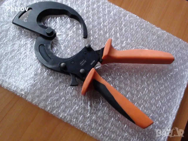 Weidmüller KT 45 R - Made in Germany - ВИСОКОКАЧЕСТВЕННА ПРОФЕСИОНАЛНА Кабелна Ножица 45 mm /400 mm², снимка 5 - Клещи - 47908568