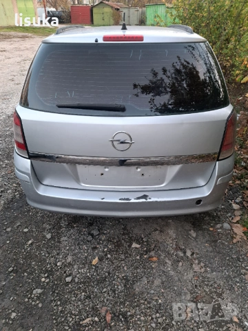 Заден капак за Опел Астра Н комби- 3 бр. , снимка 1 - Части - 51229938