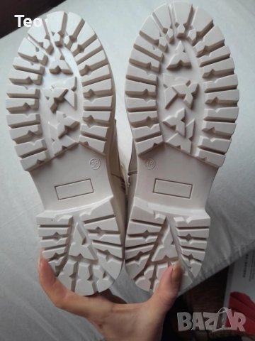 Немски Ботуши Lascana, нови естествена кожа, бели, размер 38 връзки и цип, снимка 4 - Дамски ботуши - 52898374