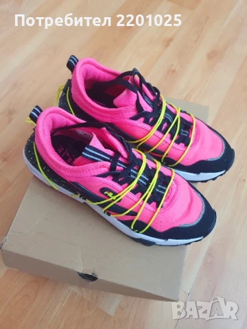 дамски маратонки Fila , снимка 3 - Маратонки - 50674009