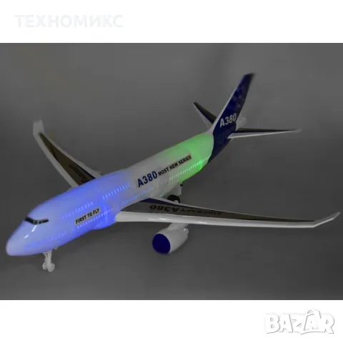 Механичен самолет AIRBUS A380 с музика и светлини, снимка 6 - Конструктори - 48767254