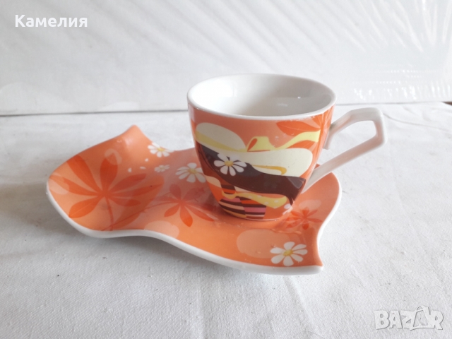 Модерна порцеланова чашка за кафе, снимка 1 - Чаши - 36080519