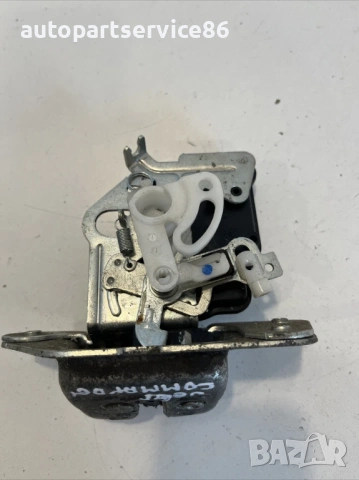 Заключващ механизъм за заден капак за Jeep Commander 3.0 CRD (2010), снимка 3 - Части - 53493770