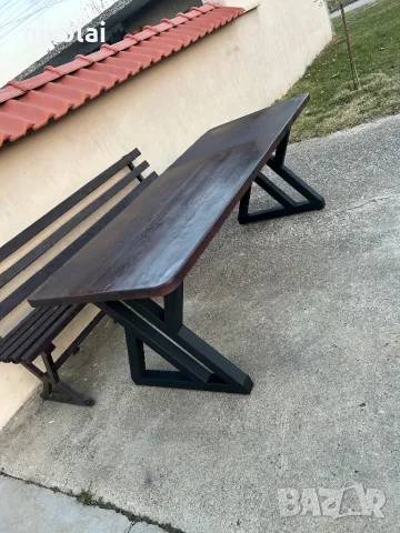 Трапезна маса с метални крака , снимка 2 - Маси - 35011576