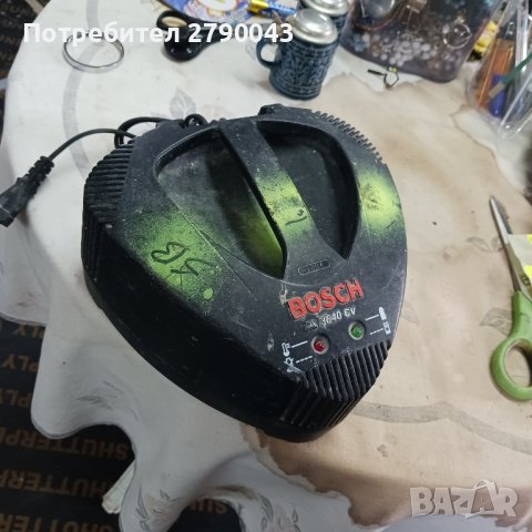 зарядно BOSCH