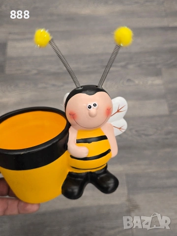 саксии кашпи 