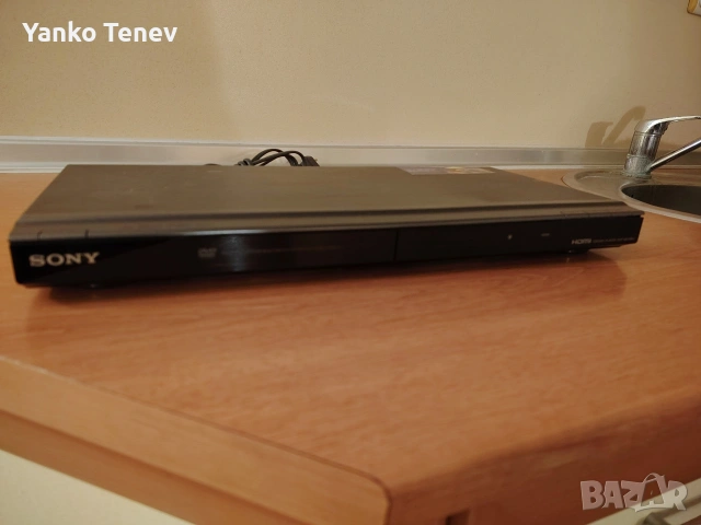 двд плеар Сони 