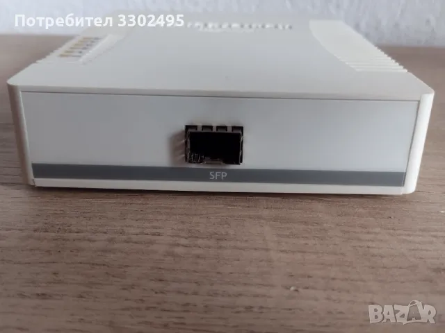 Mikrotik RB260GS, снимка 3 - Рутери - 49578647