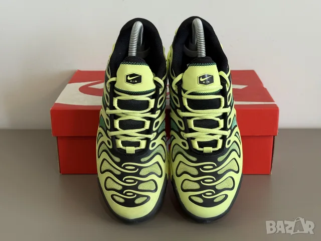 Маратонки Nike Air Max Plus Drift | 38,5, снимка 3 - Маратонки - 56204606