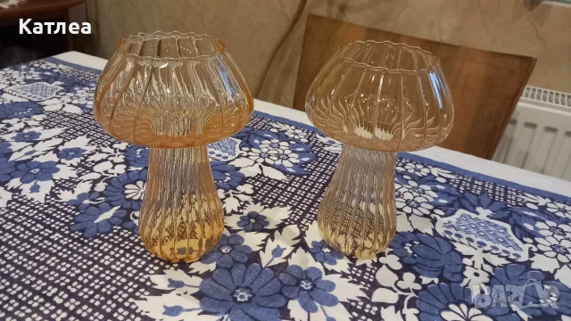 Стъклена ваза гъба