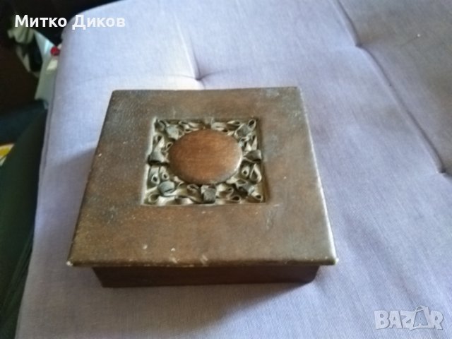  кутия от соца естествена кожа ръчна изработка 125х125х48мм, снимка 2 - Антикварни и старинни предмети - 44202406