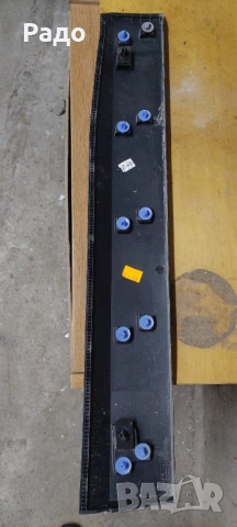 Дясна врата и лайсни с вежда Дчия Дъстър 2025, снимка 10 - Части - 53791808