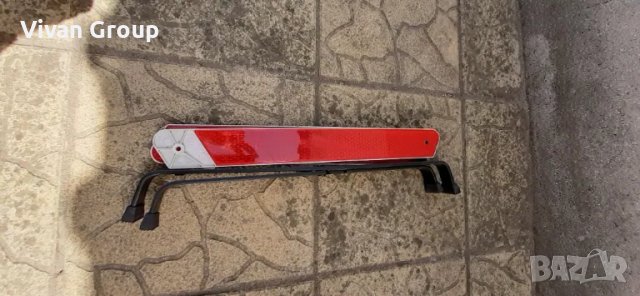 Сгъваем авариен триъгълник, снимка 2 - Аксесоари и консумативи - 49987734