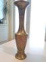 Стара метална ваза, снимка 1 - Антикварни и старинни предмети - 44319317