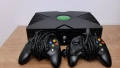 Конзола XBOX с два джойстика ( КАТО НОВА ), снимка 1