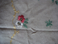 покривки за маса на една кука Бродирана покривка с цветя Тишлайфери Карета, снимка 5