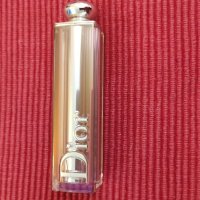 Червило Dior. , снимка 1 - Козметика за лице - 41187365