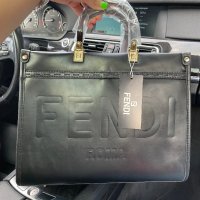 Дамска чанта Fendi реплика код 77, снимка 1 - Чанти - 41869259