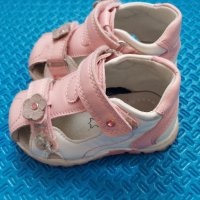 Бебешки сандалки, снимка 2 - Бебешки обувки - 42383819