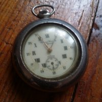 Часовник.Будилник. Джобен часовник , снимка 1 - Антикварни и старинни предмети - 39809623