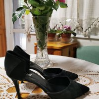 Обувки на GiAnni , снимка 1 - Дамски обувки на ток - 40957749